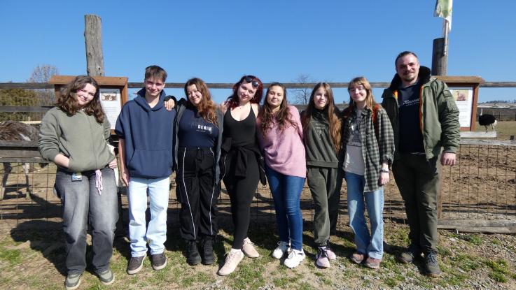 Výstava kamélií a návštěva pštrosí farmy